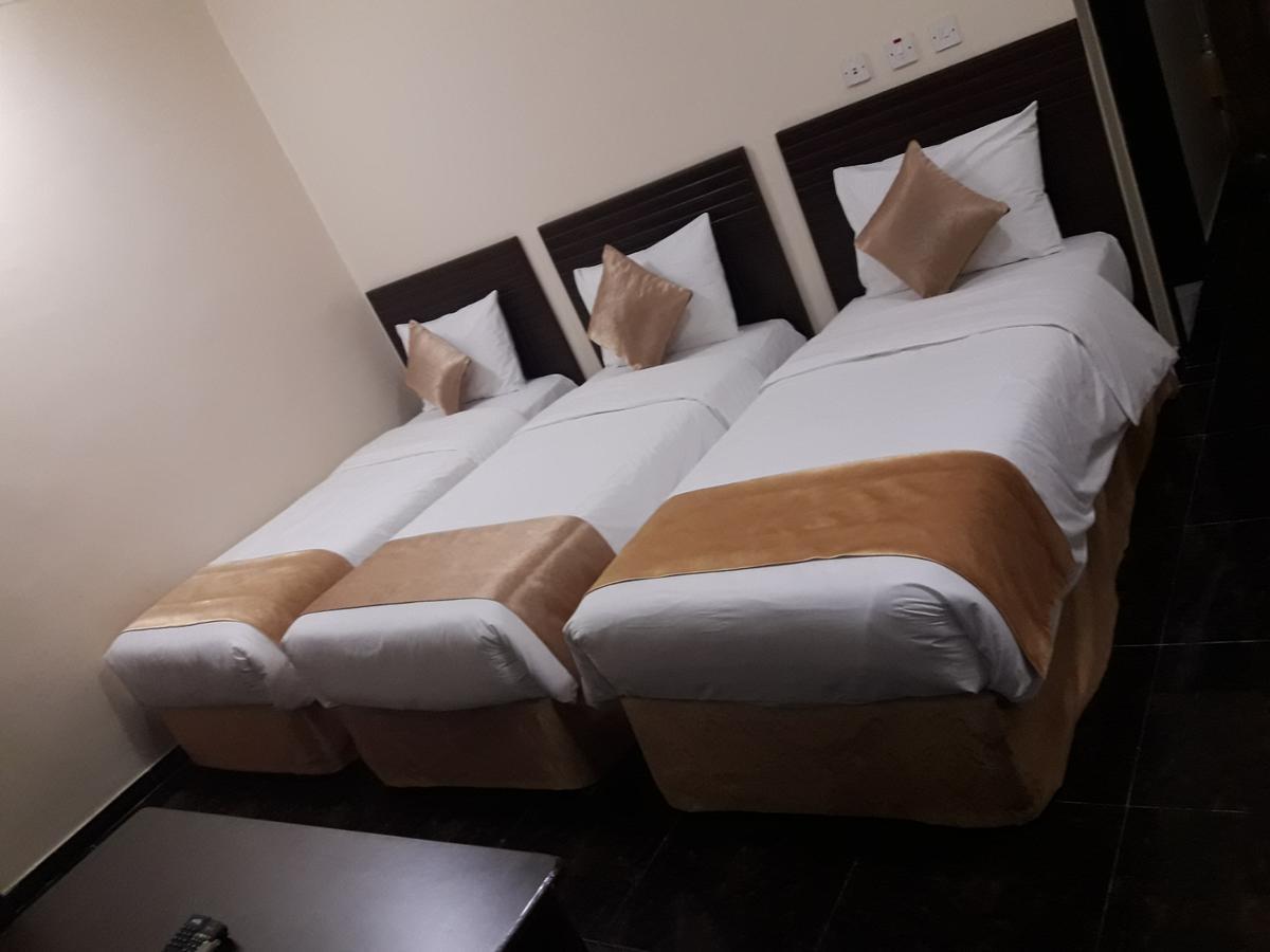 Lake Hotel Mukhi 외부 사진